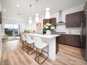 211 Baluster, Irvine CA 92618