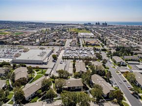 8877 Lauderdale Court 209E, Huntington Beach CA 92646