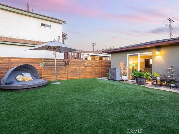2011 Tustin Avenue, Costa Mesa CA 92627