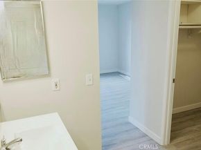 23232 orange av, Lake Forest CA 92630