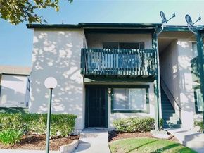23232 orange av, Lake Forest CA 92630