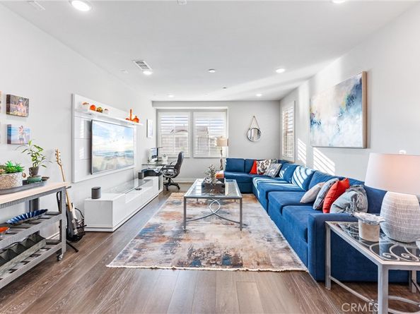 202 Geyser, Irvine CA 92618