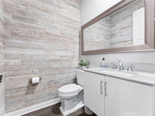 202 Geyser, Irvine CA 92618