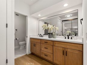 4 Woodlake, Irvine CA 92604