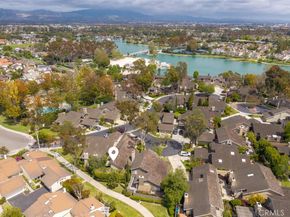 4 Woodlake, Irvine CA 92604