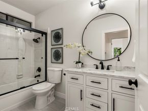 4 Woodlake, Irvine CA 92604