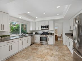 15 Colonial, Irvine CA 92620