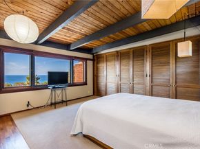 22315 3rd Avenue, Laguna Beach CA 92651