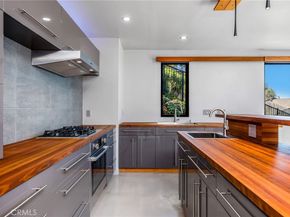 22315 3rd Avenue, Laguna Beach CA 92651