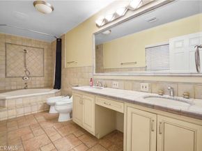 1025 E San Jose Avenue, Burbank CA 91501