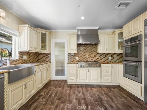 1025 E San Jose Avenue, Burbank CA 91501