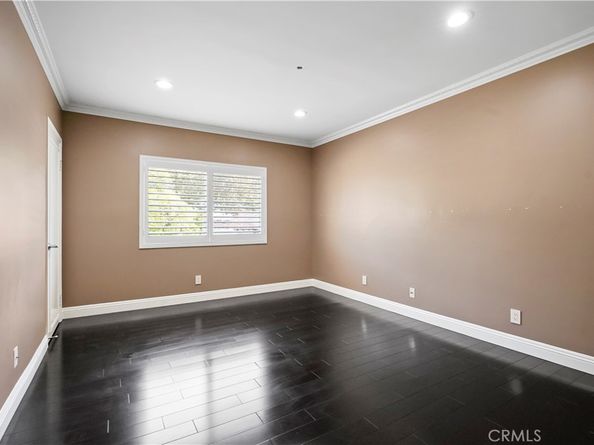 1025 E San Jose Avenue, Burbank CA 91501