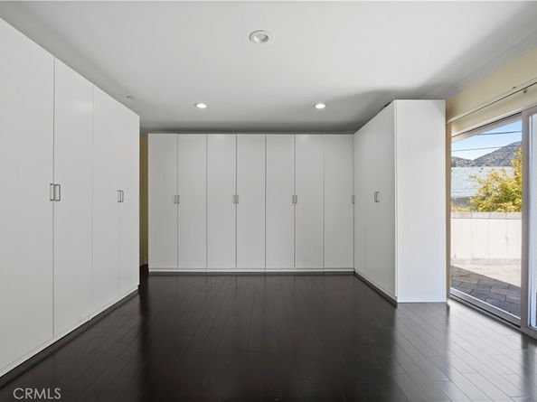 1025 E San Jose Avenue, Burbank CA 91501
