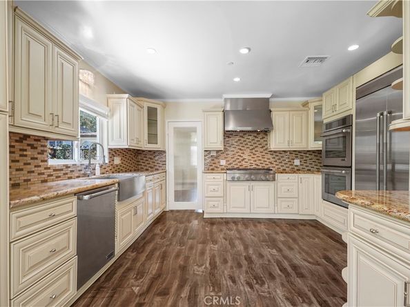 1025 E San Jose Avenue, Burbank CA 91501