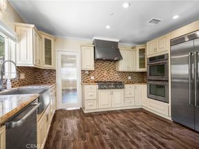 1025 E San Jose Avenue, Burbank CA 91501