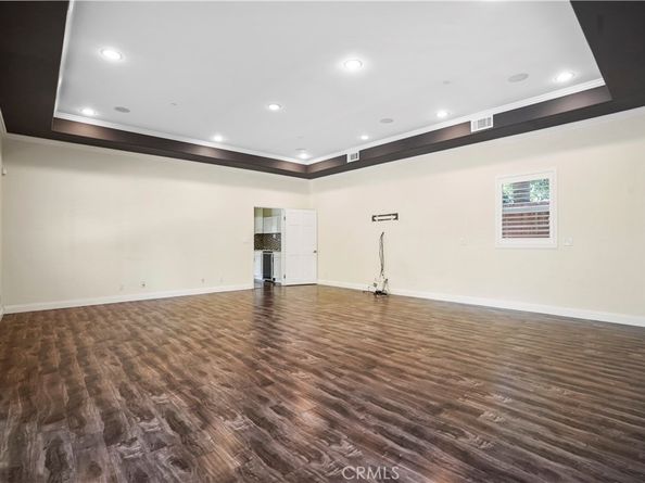 1025 E San Jose Avenue, Burbank CA 91501