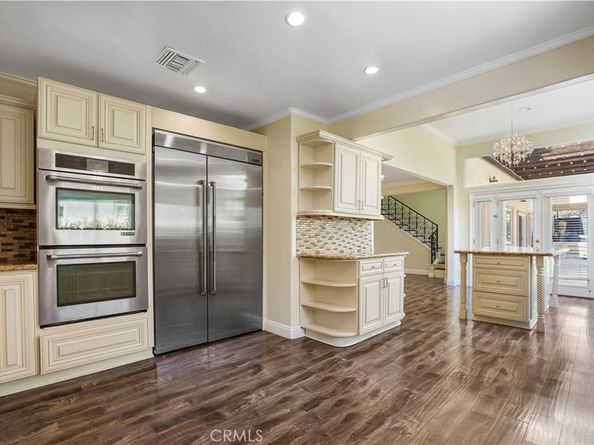 1025 E San Jose Avenue, Burbank CA 91501
