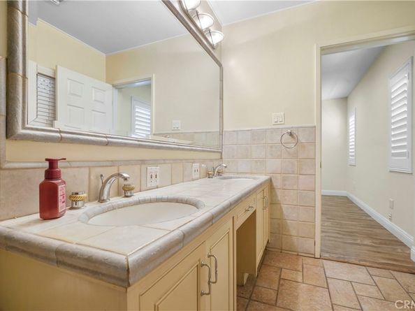 1025 E San Jose Avenue, Burbank CA 91501
