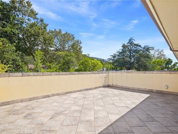 1025 E San Jose Avenue, Burbank CA 91501