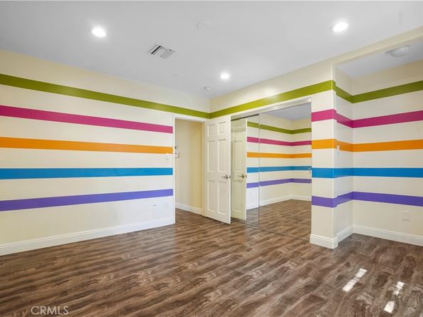 1025 E San Jose Avenue, Burbank CA 91501