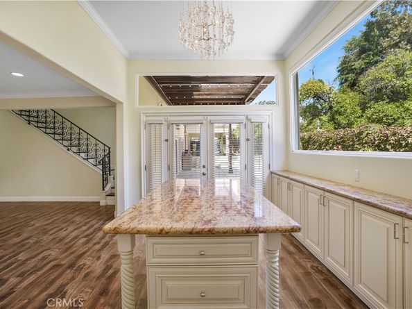 1025 E San Jose Avenue, Burbank CA 91501