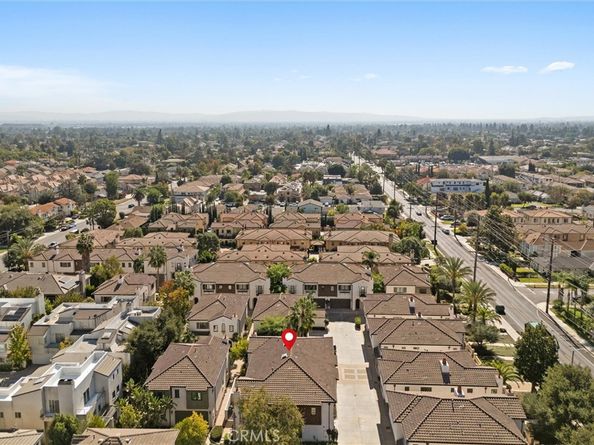 586 S 2nd Avenue B, Arcadia CA 91006