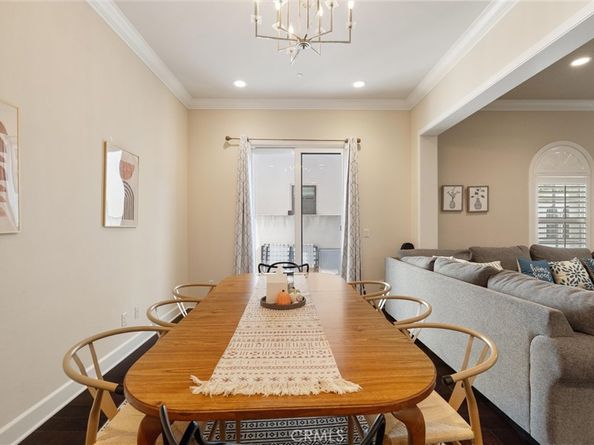 586 S 2nd Avenue B, Arcadia CA 91006