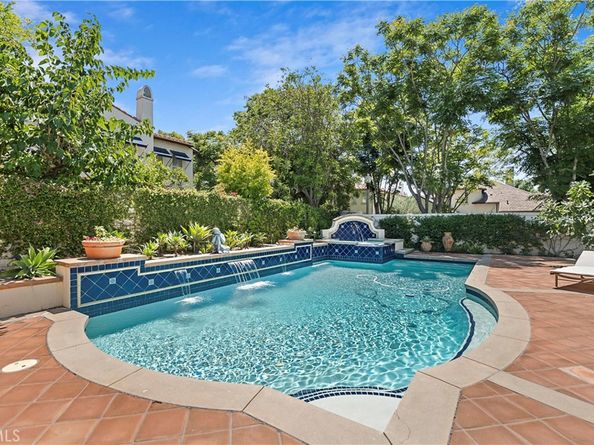 32 New Dawn, Irvine CA 92620