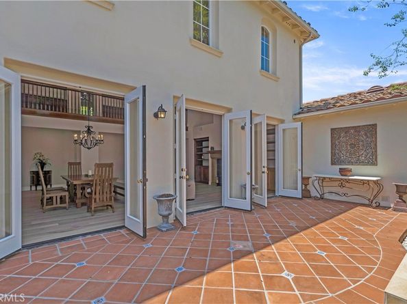 32 New Dawn, Irvine CA 92620