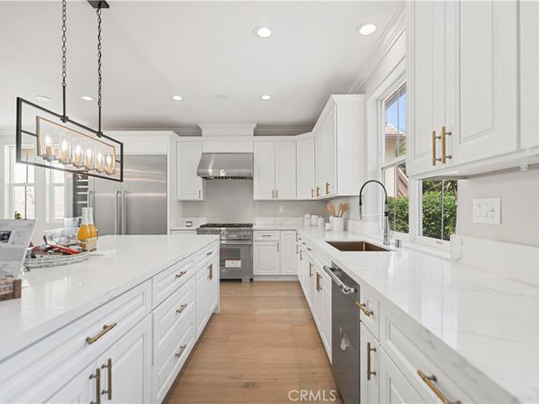 32 New Dawn, Irvine CA 92620