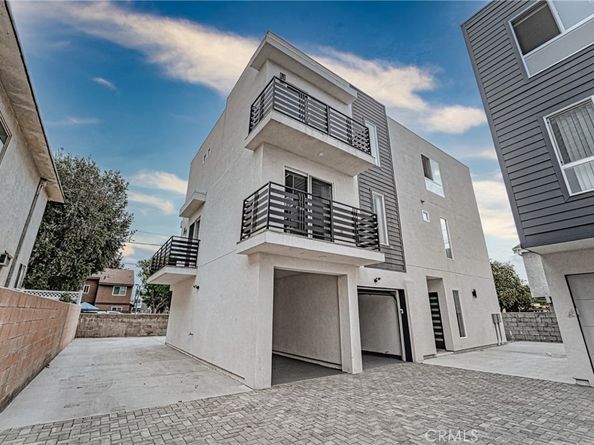 6926 Morella Avenue, North Hollywood CA 91605