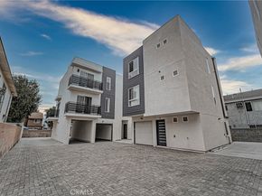 6926 Morella Avenue, North Hollywood CA 91605