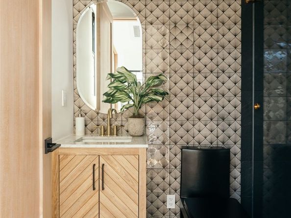 4856 Edison Street, Los Angeles CA 90032