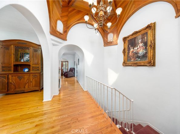 6723 Hillside Lane, Whittier CA 90602