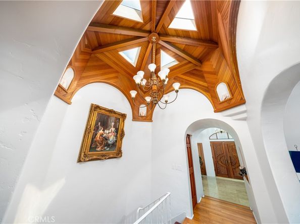 6723 Hillside Lane, Whittier CA 90602