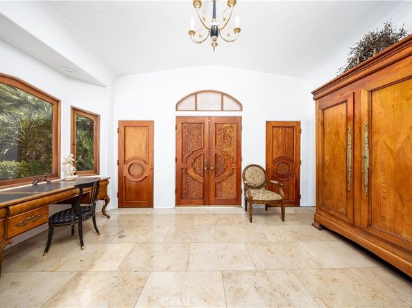 6723 Hillside Lane, Whittier CA 90602