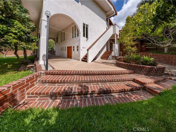 6723 Hillside Lane, Whittier CA 90602