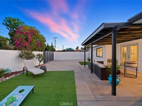 6250 Coldwater Canyon Avenue, North Hollywood CA 91606