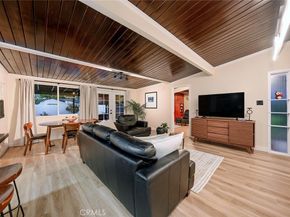 6250 Coldwater Canyon Avenue, North Hollywood CA 91606