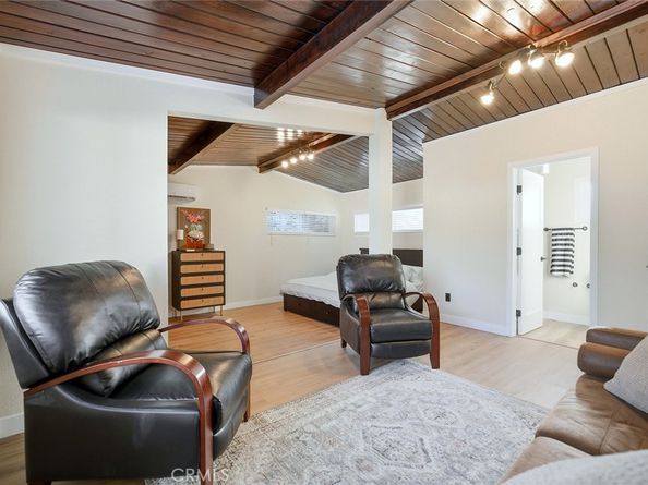 6250 Coldwater Canyon Avenue, North Hollywood CA 91606