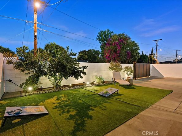 6250 Coldwater Canyon Avenue, North Hollywood CA 91606