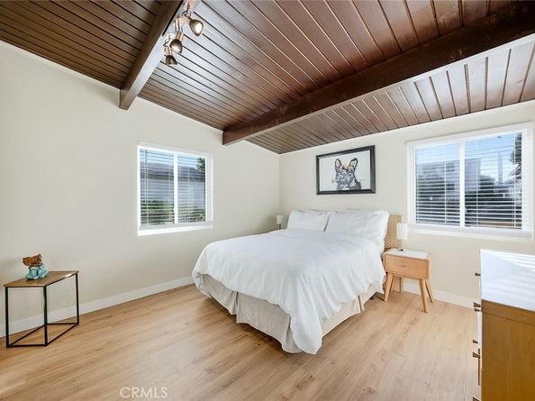 6250 Coldwater Canyon Avenue, North Hollywood CA 91606