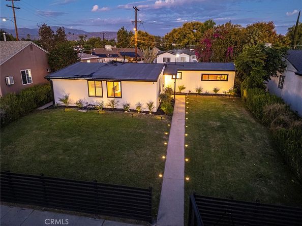 6250 Coldwater Canyon Avenue, North Hollywood CA 91606