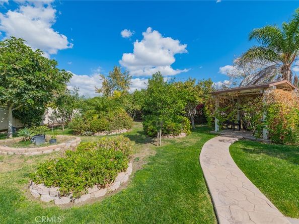 14349 Guilford Ave, Chino CA 91710
