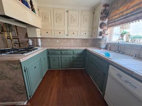 221 E Elwood, Glendora CA 91741
