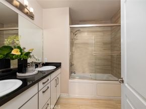 431 N Los Robles 6, Pasadena CA 91101