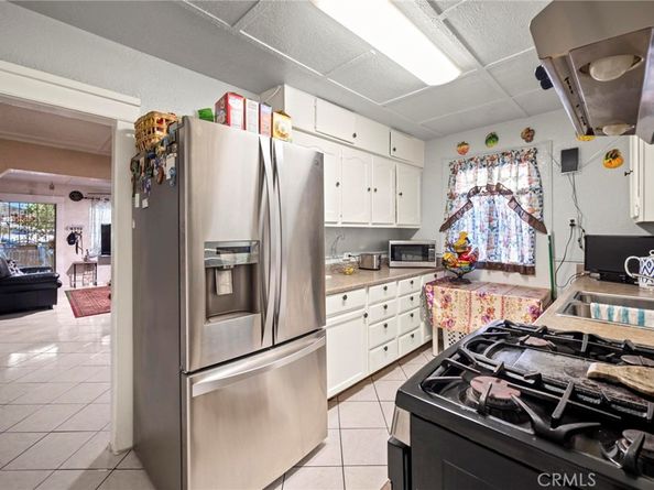 818 W 65th, Los Angeles CA 90044