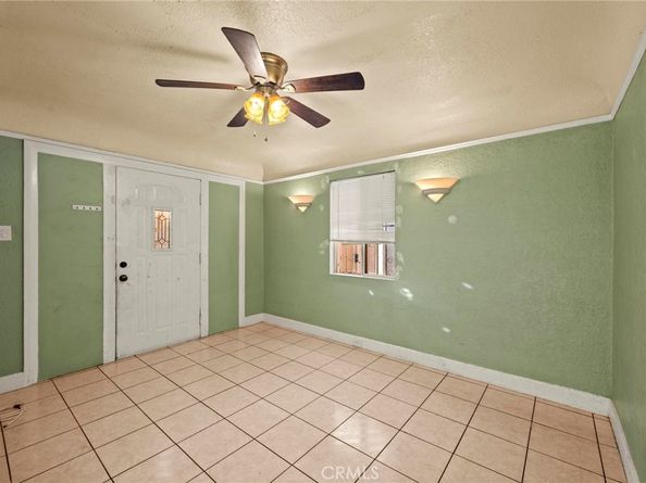 818 W 65th, Los Angeles CA 90044