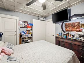 818 W 65th, Los Angeles CA 90044