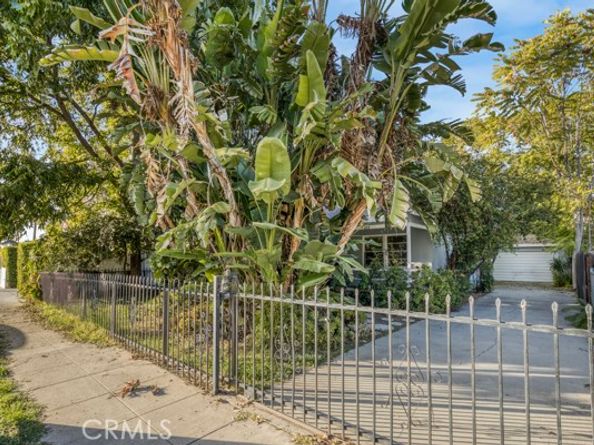 14153 Tiara Street, Van Nuys CA 91401